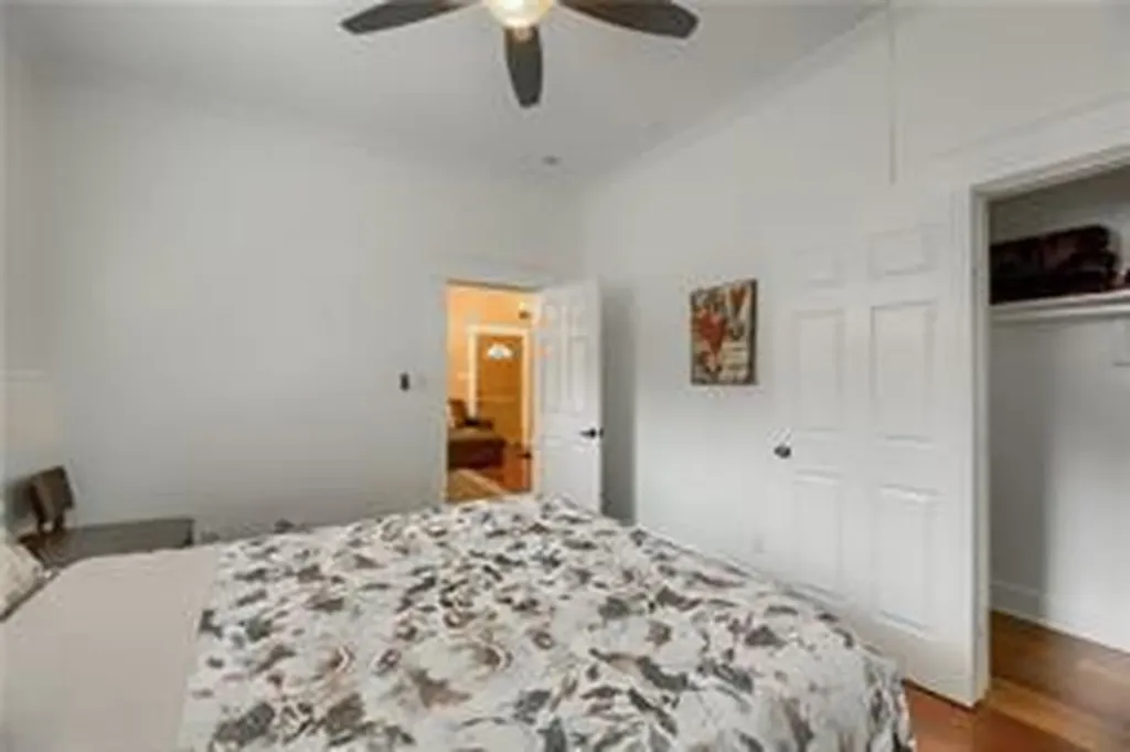 911 E 2nd Street Austin TX 78702