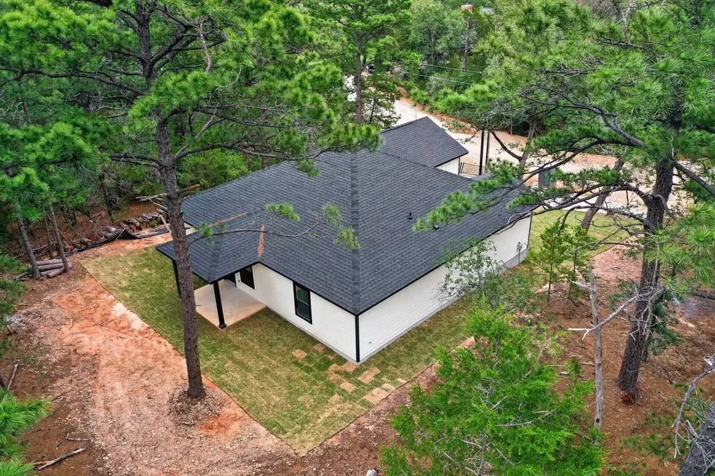 190 Molokini Drive Bastrop TX 78602