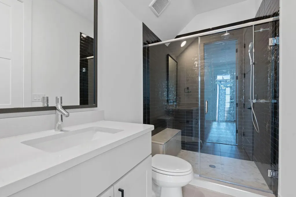 1719 Spyglass Drive Austin TX 78746