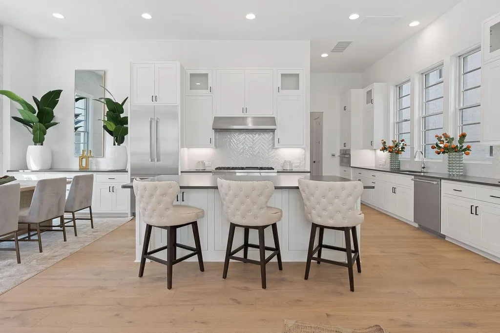 1719 Spyglass Drive Austin TX 78746
