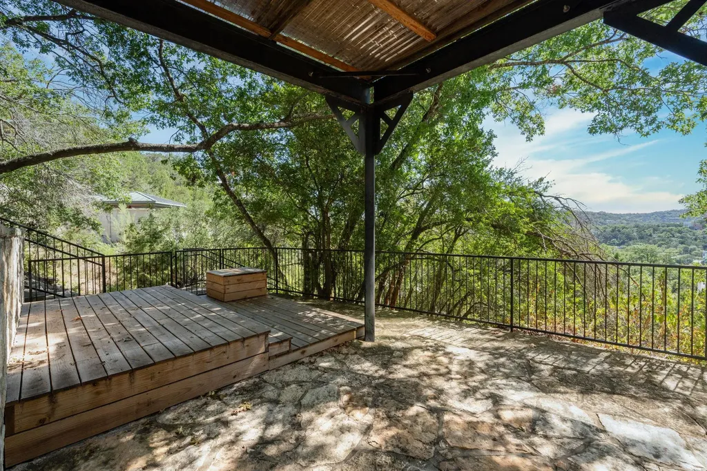 5310 Scenic View Drive Austin TX 78746