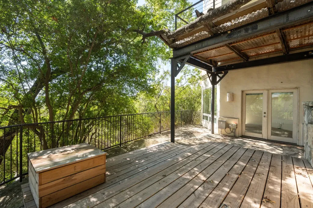 5310 Scenic View Drive Austin TX 78746