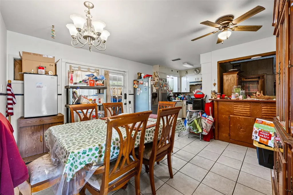 2510 Little John Lane Austin TX 78704