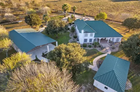 968 Tate Road Victoria TX 77904