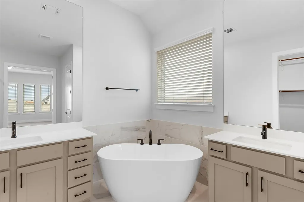 2212 Tobiano Trace Georgetown TX 78633