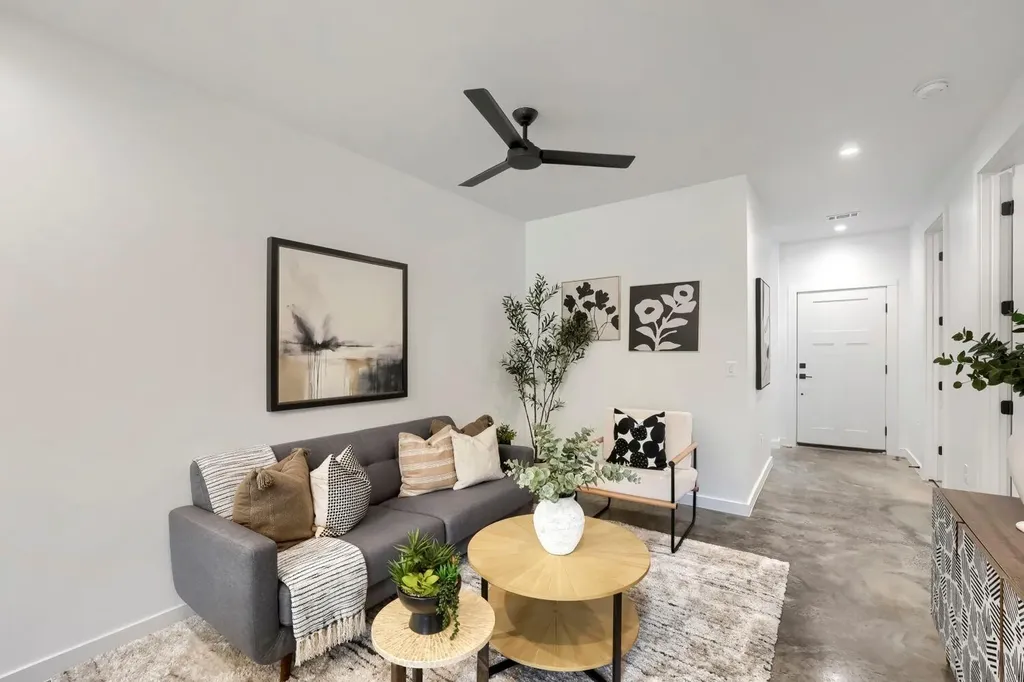 4805 Sara Drive Austin TX 78721