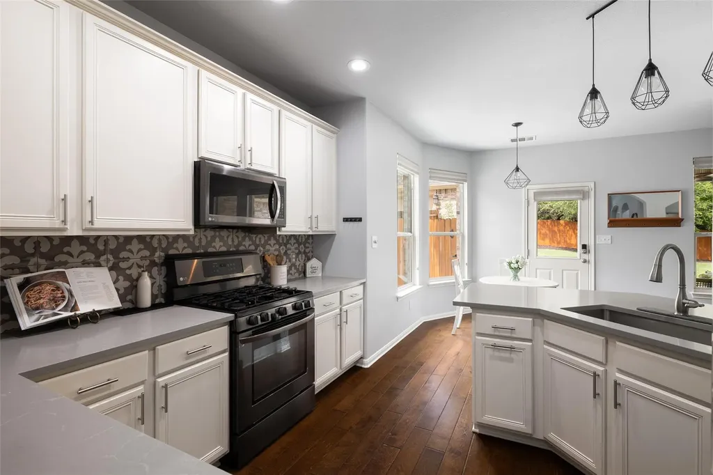 200 Lexington Drive Austin TX 78737