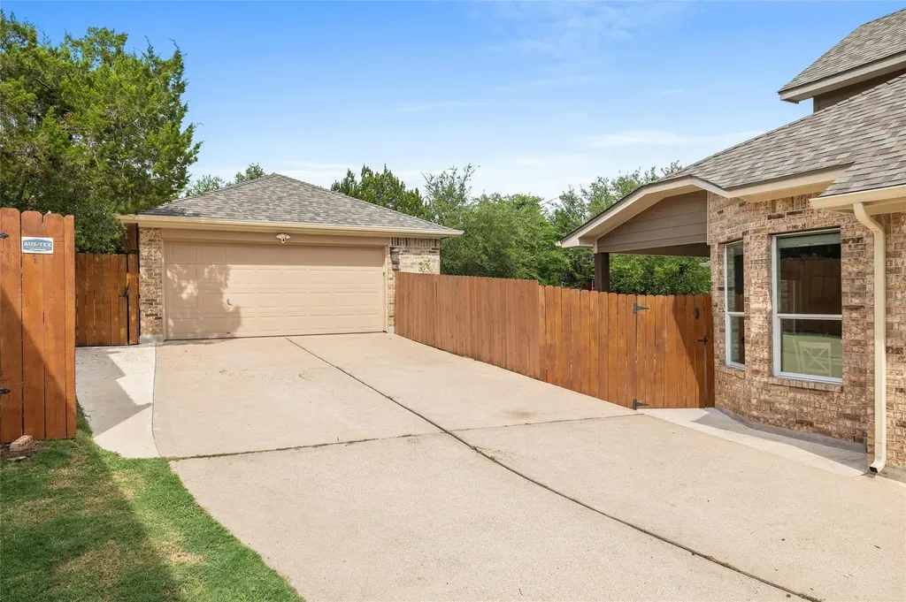 200 Lexington Drive Austin TX 78737