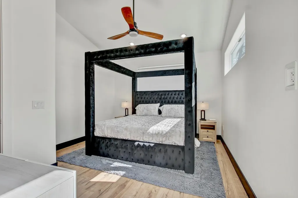 4703 Louis Avenue Austin TX 78721