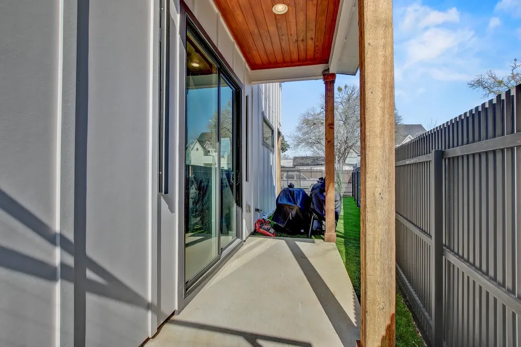 4703 Louis Avenue Austin TX 78721