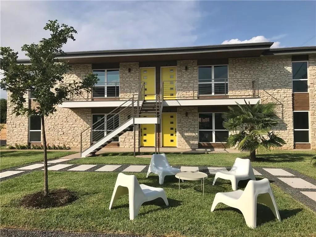 Austin TX, 8605 Putnam Drive, Unit 202