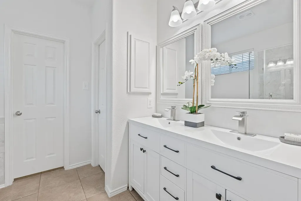 1209 Alpine Mountain Drive Leander TX 78641