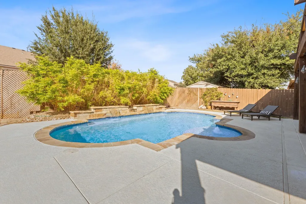 1209 Alpine Mountain Drive Leander TX 78641
