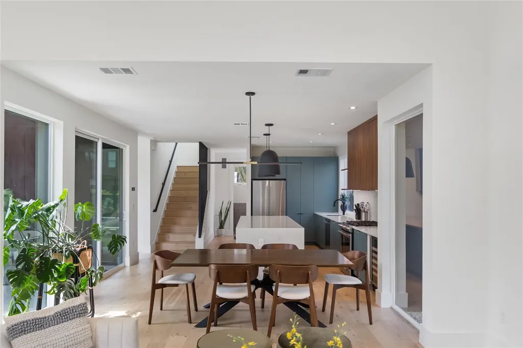 3201 Holton Street Austin TX 78702