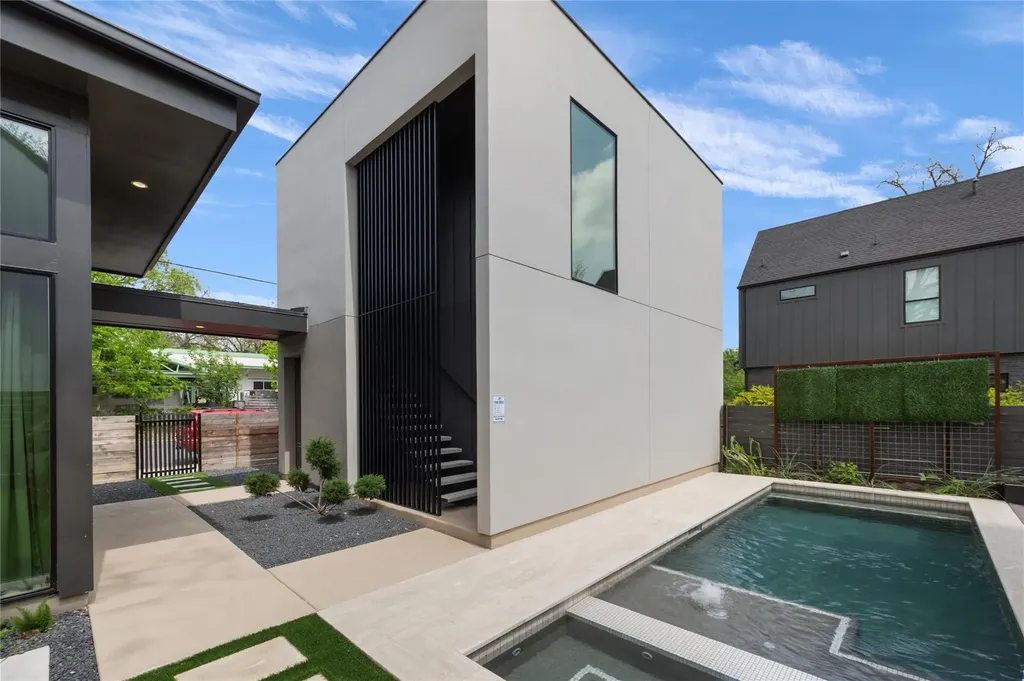 3201 Holton Street Austin TX 78702