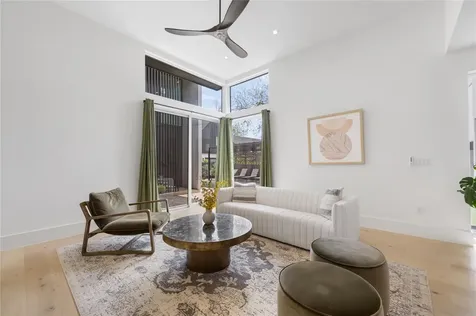 3201 Holton Street Austin TX 78702