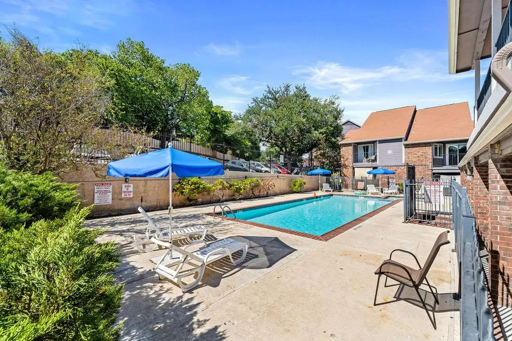 1840 Burton Drive Austin TX 78741