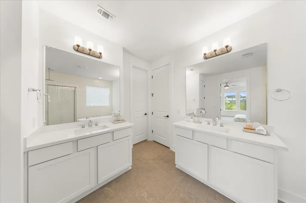 8700 Olmsted Way Austin TX 78744