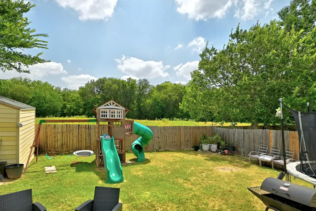 15001 Arizona Oak Lane Austin TX 78724