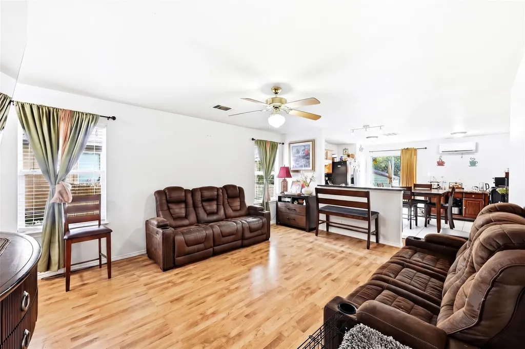 15001 Arizona Oak Lane Austin TX 78724