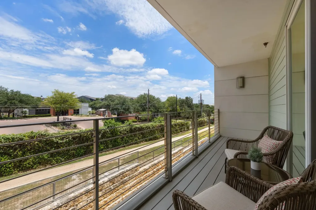 604 North Bluff Drive Austin TX 78745