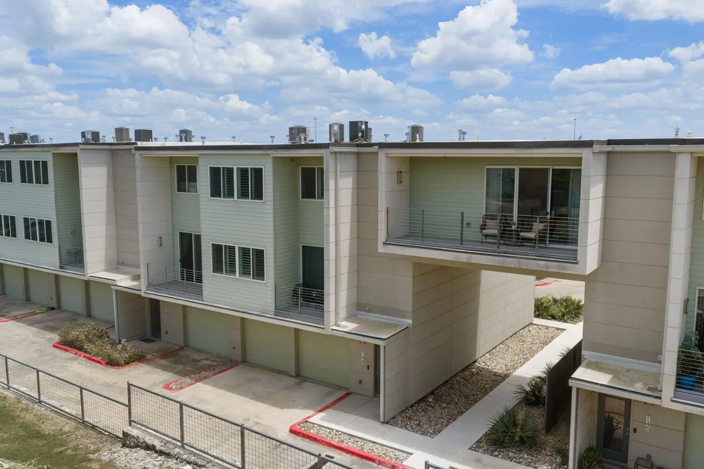 604 North Bluff Drive Austin TX 78745