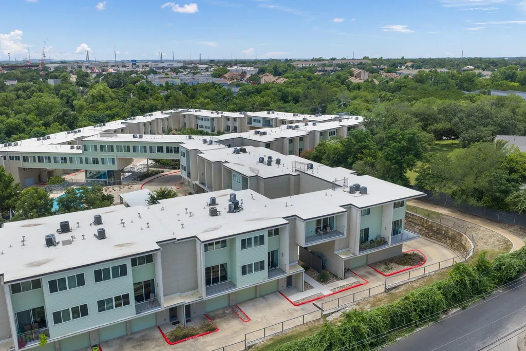 604 North Bluff Drive Austin TX 78745