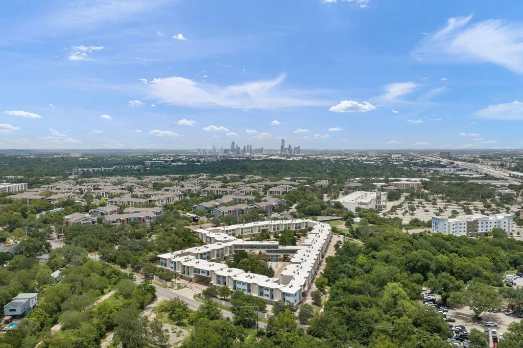 604 North Bluff Drive Austin TX 78745