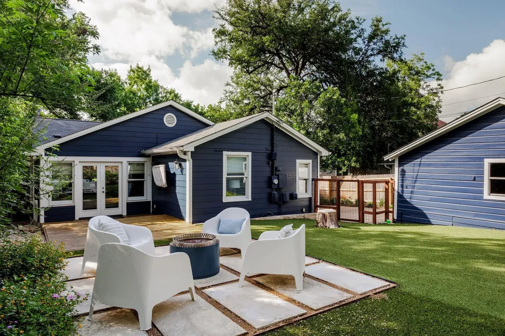 4004 Ridgelea Drive Austin TX 78731
