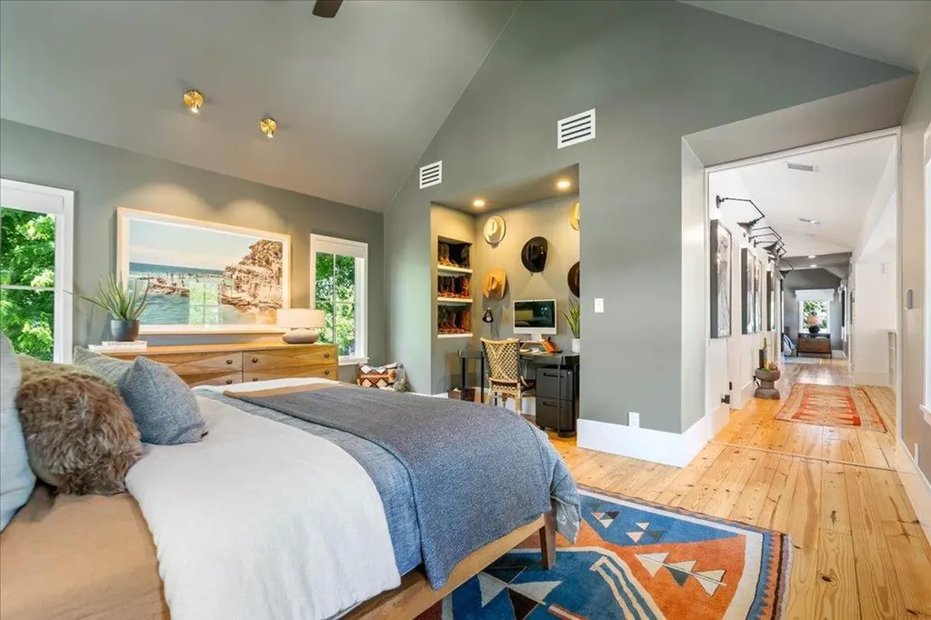 1306 Clifford Avenue Austin TX 78702