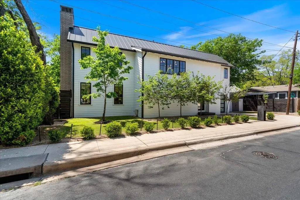 1306 Clifford Avenue Austin TX 78702