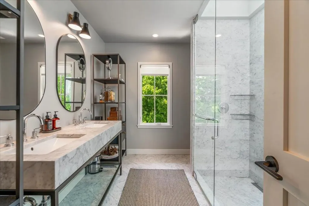 1306 Clifford Avenue Austin TX 78702