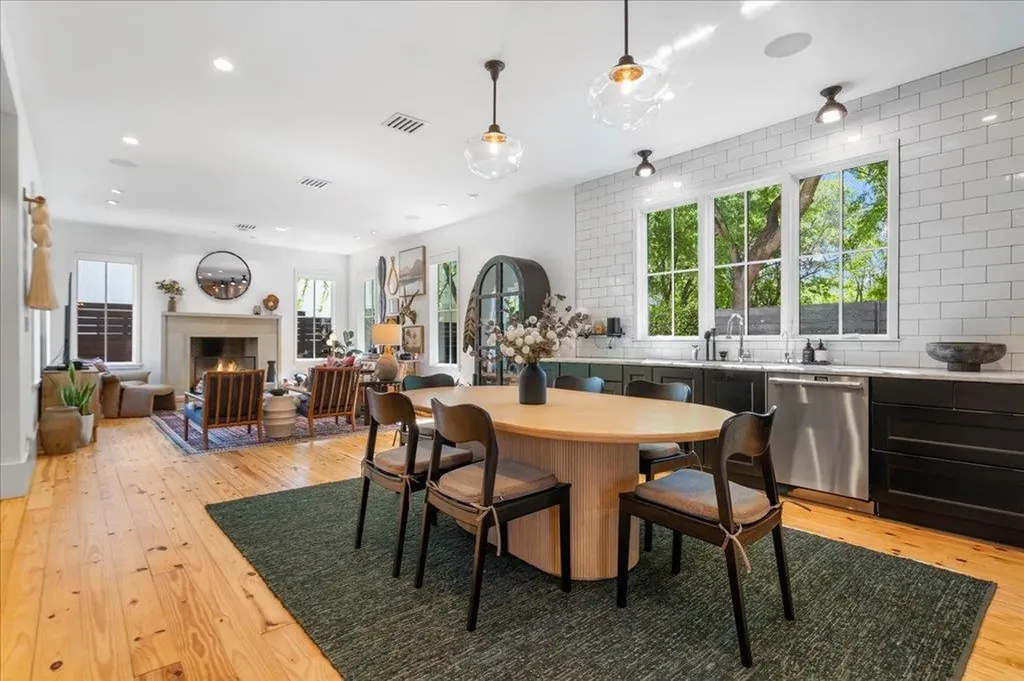 1306 Clifford Avenue Austin TX 78702