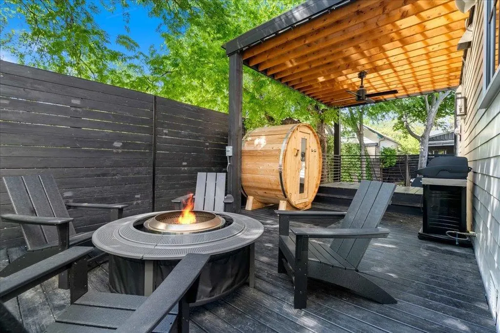1306 Clifford Avenue Austin TX 78702