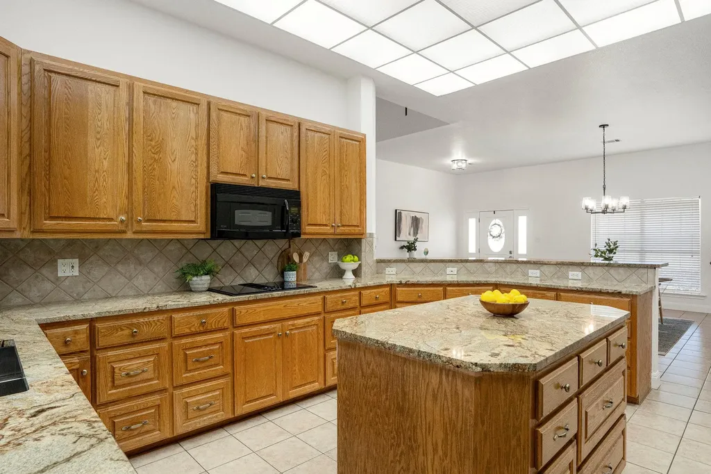 2110 County Road 285 Liberty Hill TX 78642