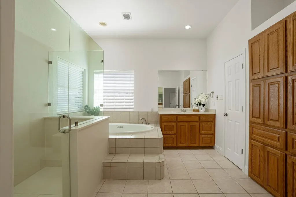 2110 County Road 285 Liberty Hill TX 78642