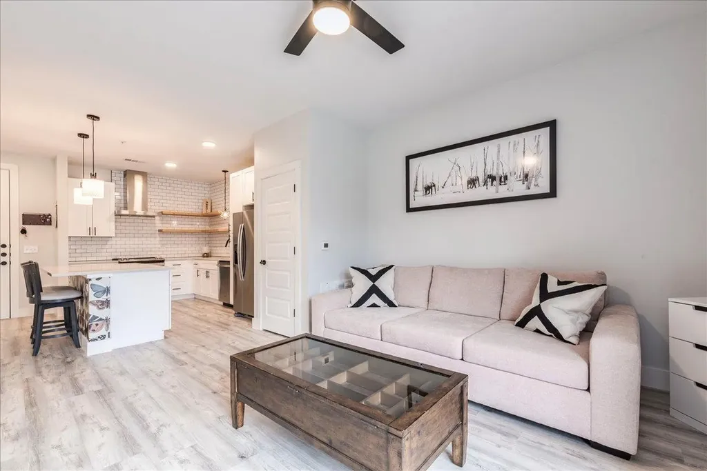 3101 Govalle Avenue Austin TX 78702