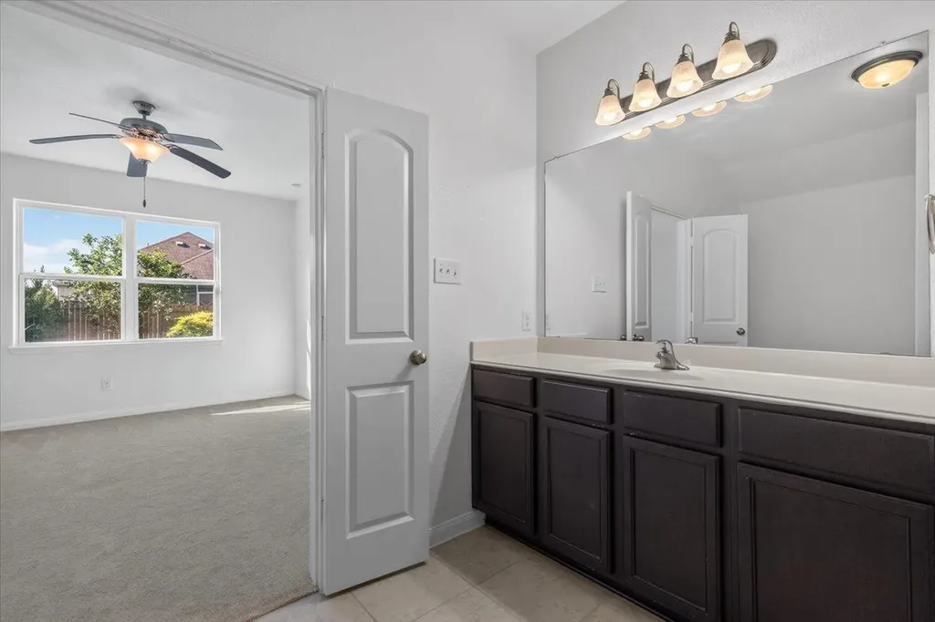 19513 Smith Gin Street Manor TX 78653
