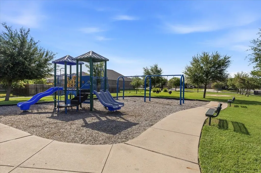 19513 Smith Gin Street Manor TX 78653