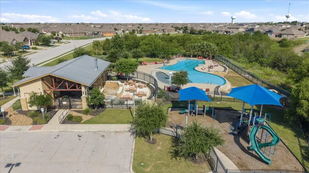19513 Smith Gin Street Manor TX 78653