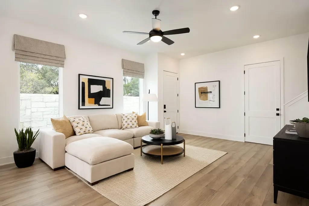 8006 Bird Song Circle Austin TX 78745