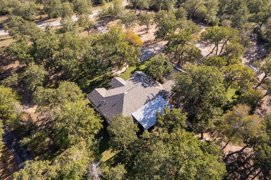 346 The Oaks Boulevard Elgin TX 78621