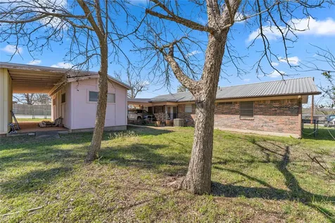 901 N Hill Street Burnet TX 78611