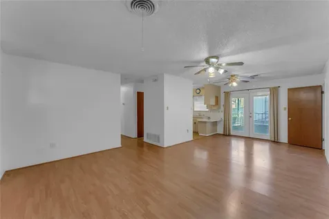 901 N Hill Street Burnet TX 78611