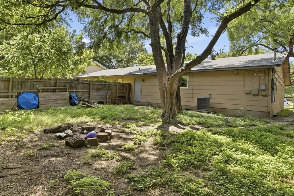 409/411 Lake Creek Circle Round Rock TX 78664
