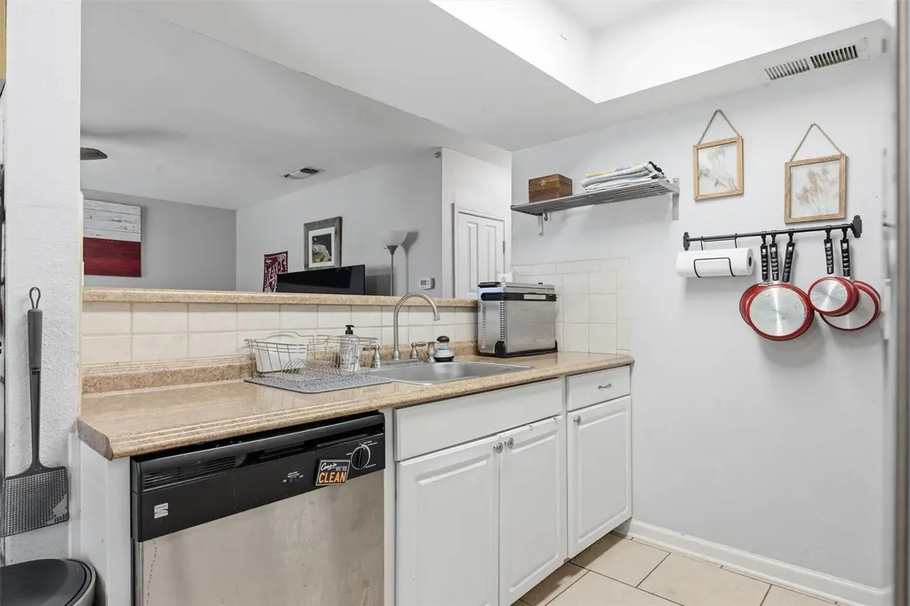 409/411 Lake Creek Circle Round Rock TX 78664