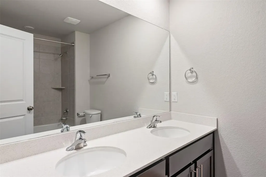 13608 Bullhorn Acacia Pass Manor TX 78653