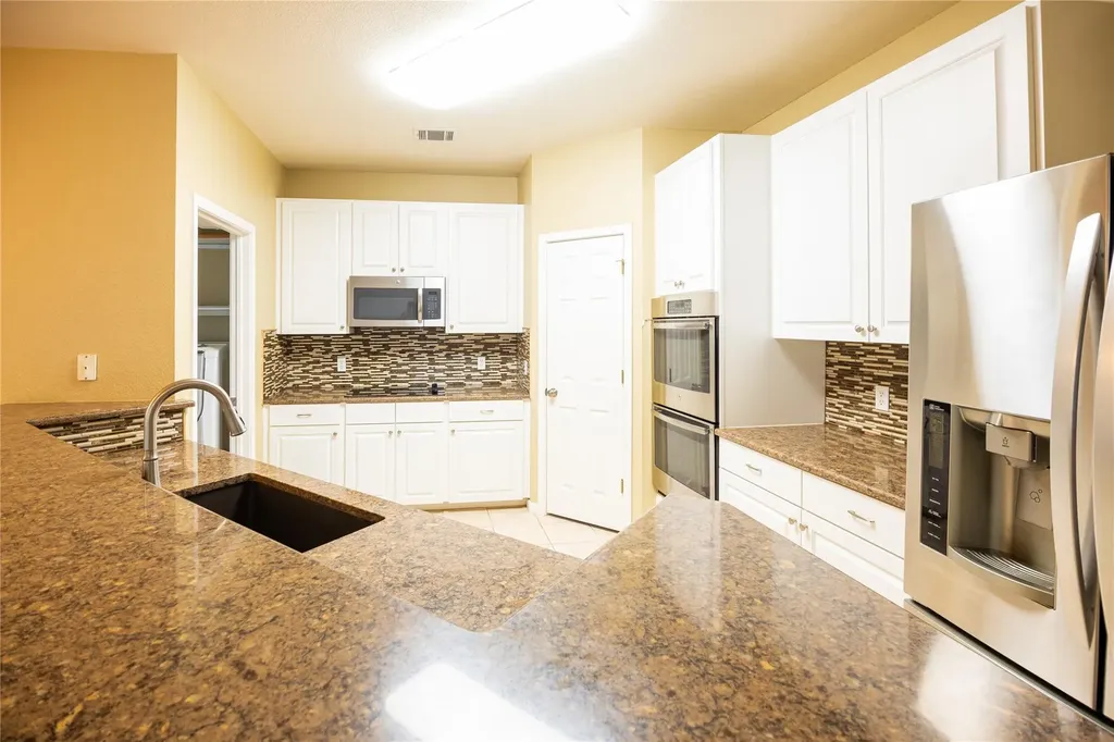 1105 Clemson Cove Pflugerville TX 78660