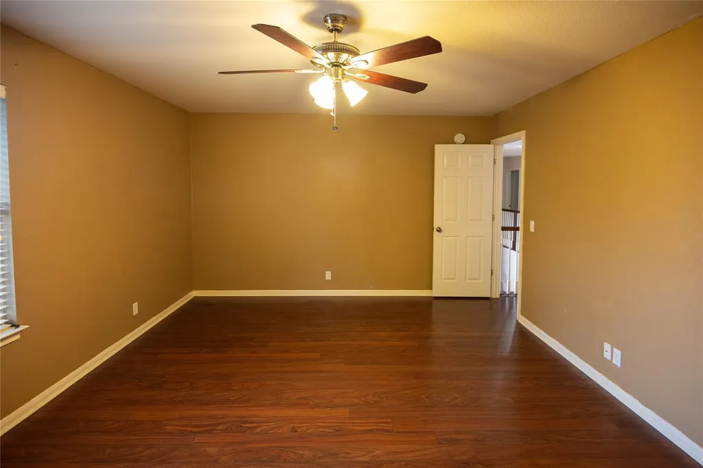 1105 Clemson Cove Pflugerville TX 78660