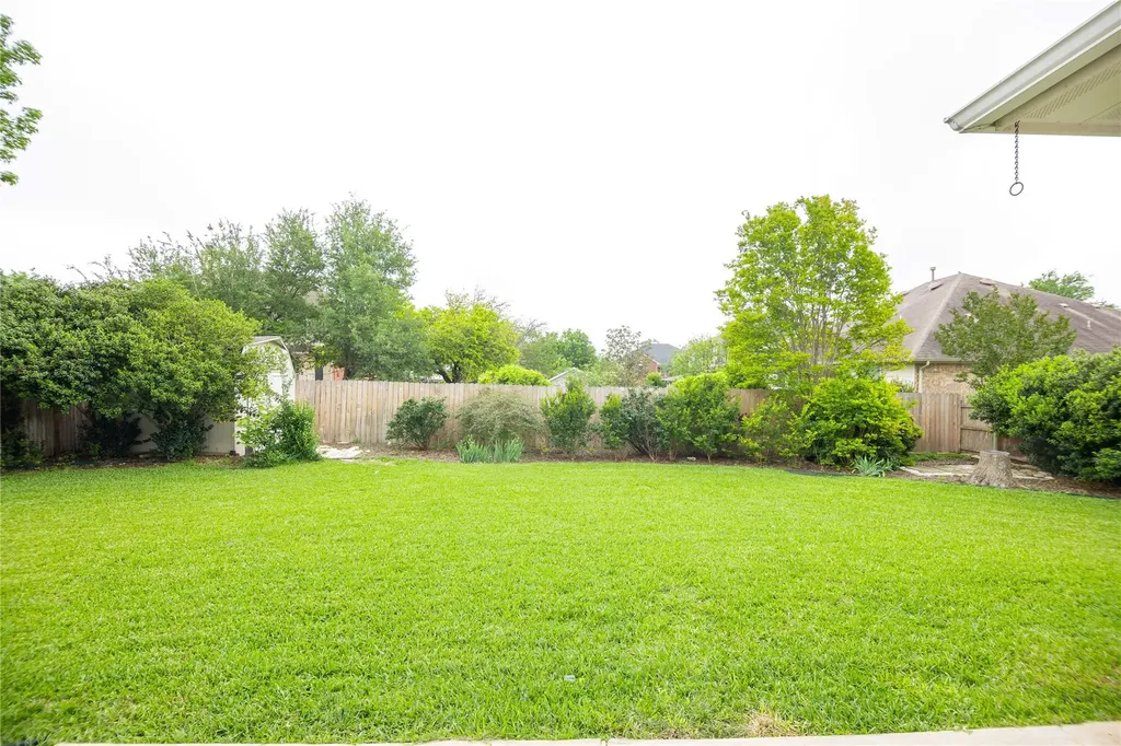 1105 Clemson Cove Pflugerville TX 78660